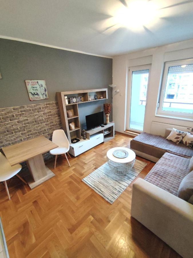 Nota Home Újvidék Kültér fotó